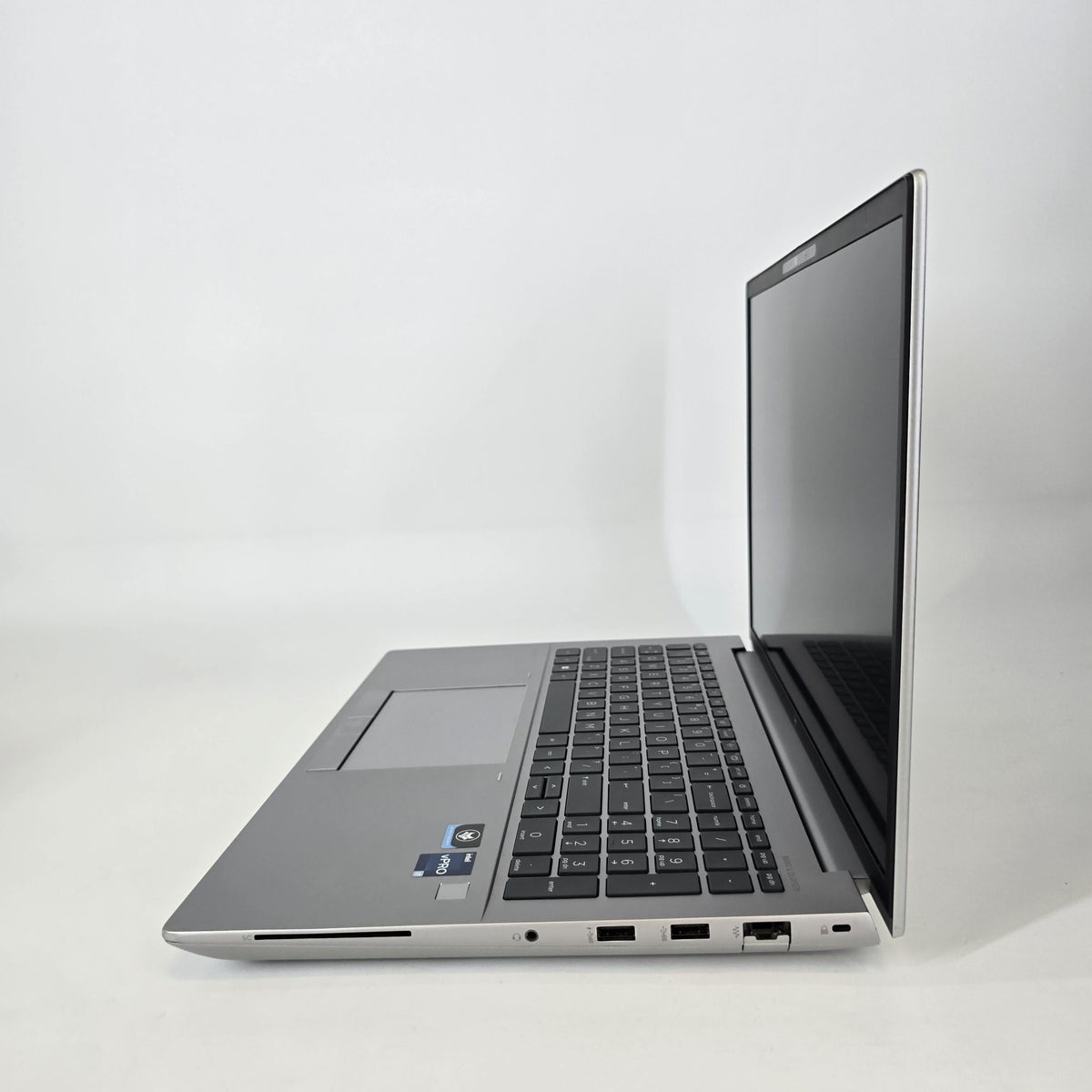 HP ZBook Fury 16 G9 Silver 2.1 GHz Intel Core i7 12th Gen. 32GB RAM 1TB Solid State Drive NVIDIA RTX A2000 8 GB