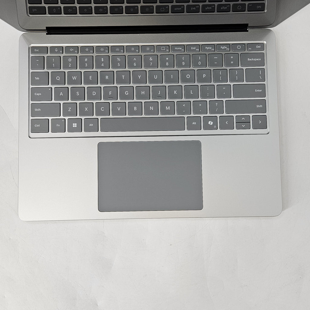 Microsoft Surface Laptop 7 13.8 Platinum WiFi 2.2 GHz Intel Core Ultra 7 Series 2 16GB RAM 512GB Solid State Drive
