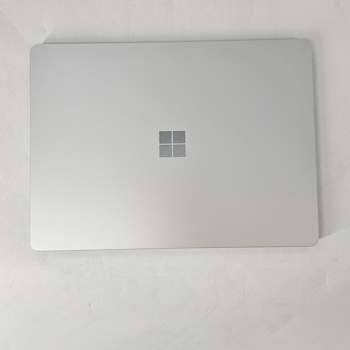 Microsoft Surface Laptop 7 13.8 Platinum WiFi 2.2 GHz Intel Core Ultra 7 Series 2 16GB RAM 512GB Solid State Drive