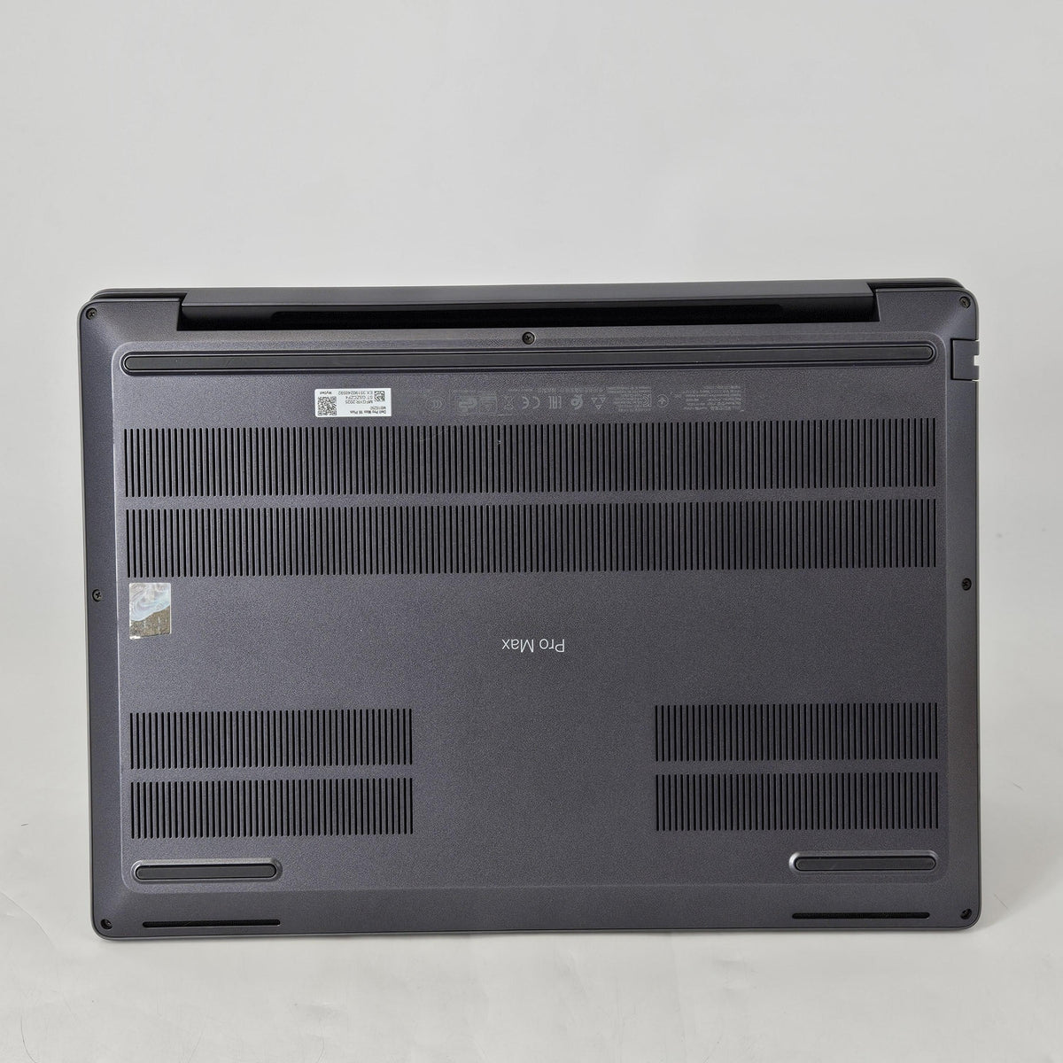 Dell Pro Max 16 Plus MB16250 Magnetite 2.6 GHz Intel Core Ultra 7 Series 2 64GB RAM 1TB Solid State Drive 1TB Solid State Drive NVIDIA RTX PRO 2000 Blackwell 8 GB