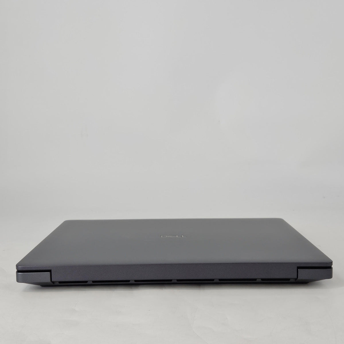 Dell Pro Max 16 Plus MB16250 Magnetite 2.6 GHz Intel Core Ultra 7 Series 2 64GB RAM 1TB Solid State Drive 1TB Solid State Drive NVIDIA RTX PRO 2000 Blackwell 8 GB