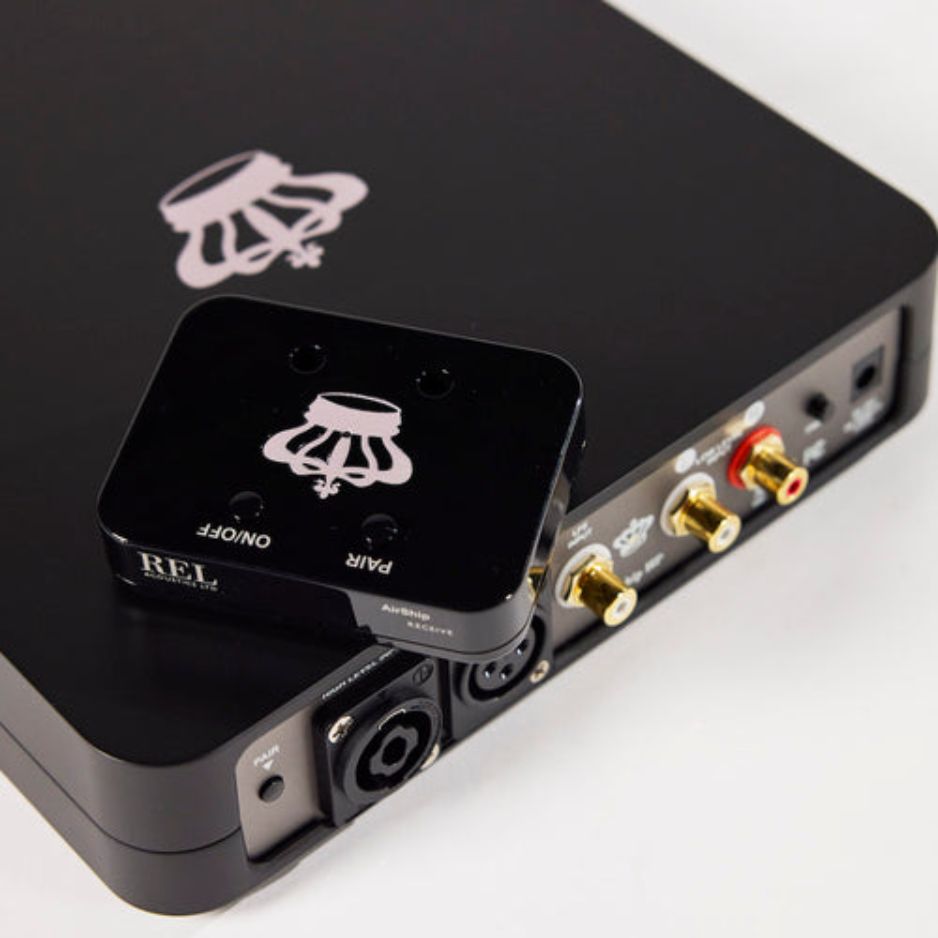 REL 212 Black Label Subwoofer