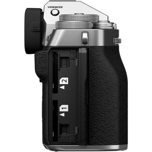 FUJIFILM X-T5 w/ XF 16-80mm f/4 R OIS WR - Silver