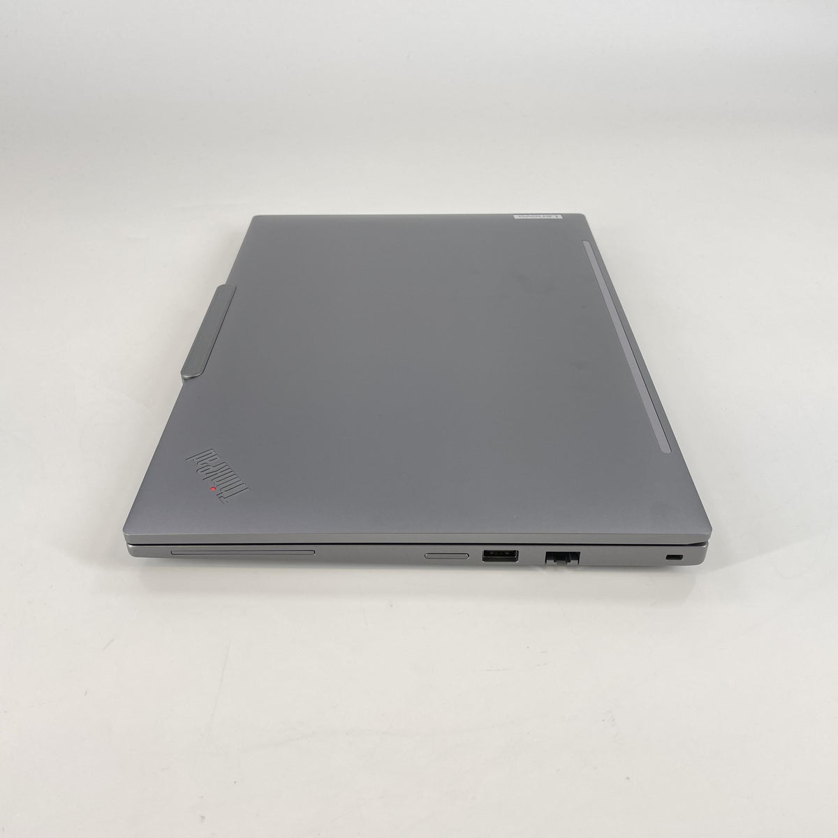 Lenovo ThinkPad T14 Gen 5 Gray 3.2 GHz AMD Ryzen 5 Pro 8540U 16GB RAM 256GB Solid State Drive