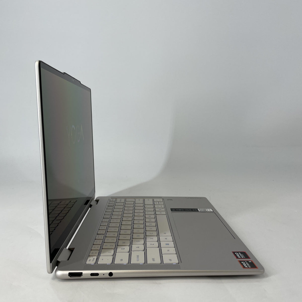Lenovo Yoga 7 14 Silver 2.0 GHz AMD Ryzen AI 5 340 16GB RAM 512GB Solid State Drive