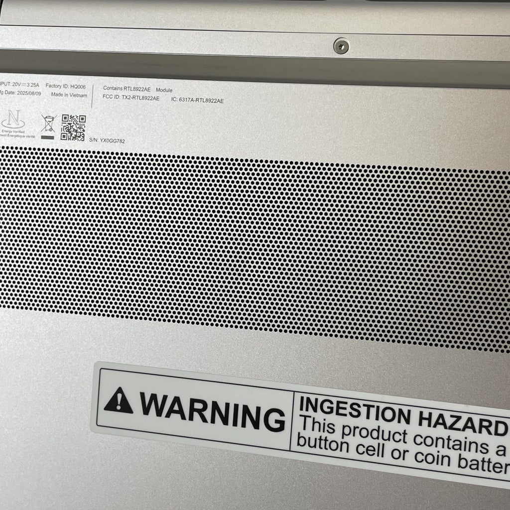 Lenovo Yoga 7 14 Silver 2.0 GHz AMD Ryzen AI 5 340 16GB RAM 512GB Solid State Drive