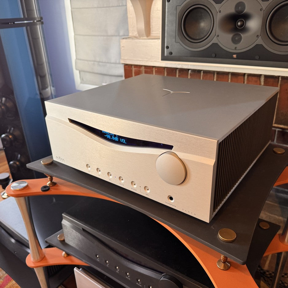 Audia Flight FLS 10 Fully Balanced Stereo Integrated Amplifier