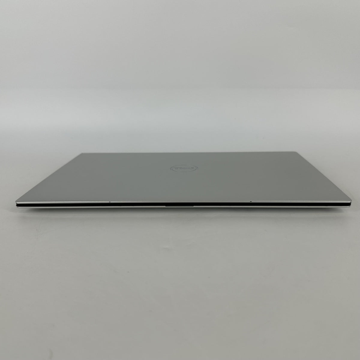 XPS 13 9310 Silver 3.0 GHz Intel Core i7 11th Gen. 16GB RAM 1TB Solid State Drive
