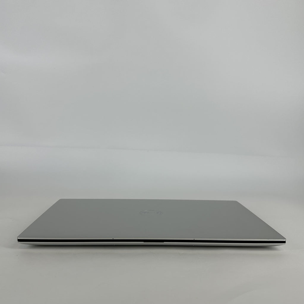 Dell XPS 15 9520 Silver 2.3 GHz Intel Core i7 12th Gen. 16GB RAM 512GB Solid State Drive NVIDIA GeForce RTX 3050 4 GB