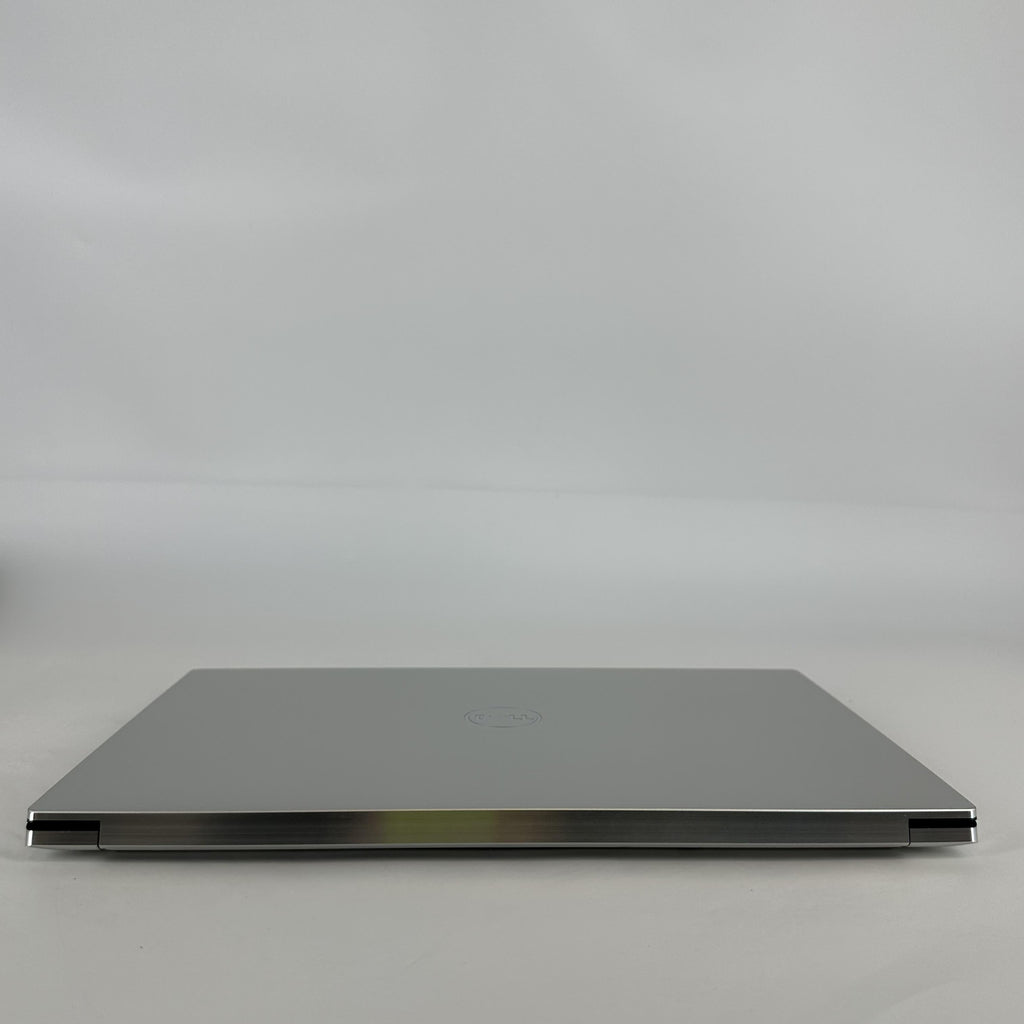 Dell XPS 15 9520 Silver 2.3 GHz Intel Core i7 12th Gen. 16GB RAM 512GB Solid State Drive NVIDIA GeForce RTX 3050 4 GB