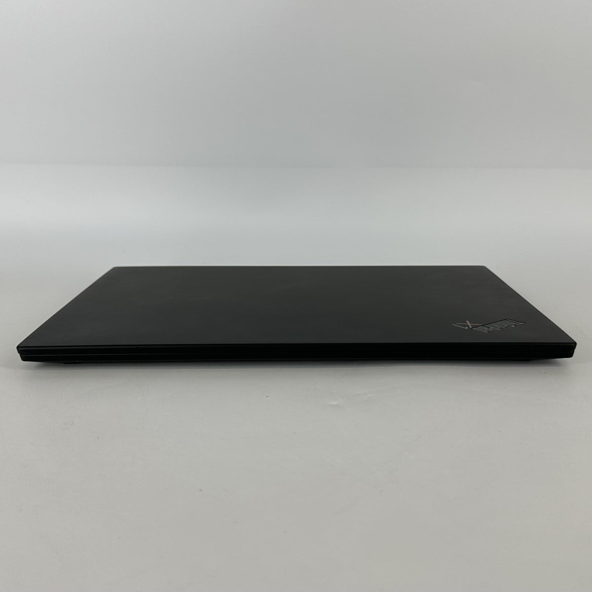 Lenovo ThinkPad X1 Carbon Gen 8 14 Black 1.7 GHz Intel Core i5 10th Gen. 16GB RAM 512GB Solid State Drive