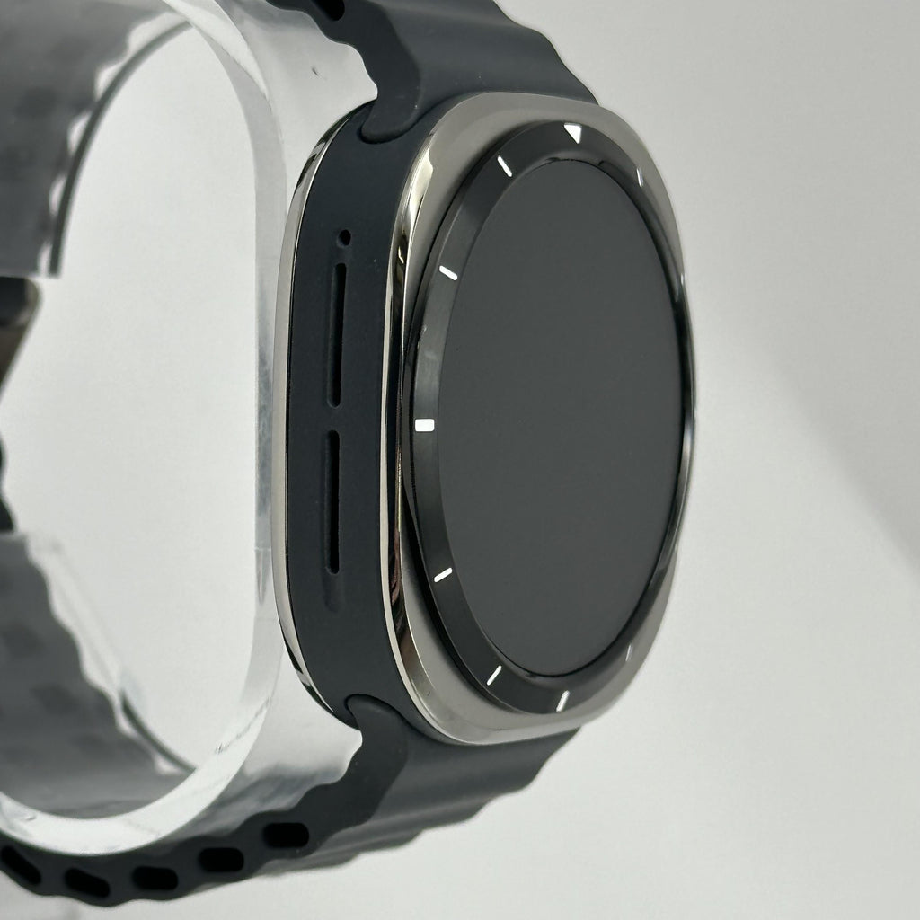 Samsung Galaxy Watch Ultra 47mm Silver Unlocked 32GB