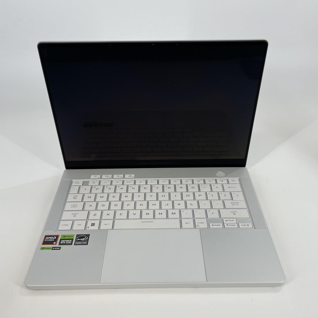 Asus ROG Zephyrus G14 GA403 14 White 4.0 GHz AMD Ryzen 9 8945HS 32GB RAM 1TB Solid State Drive NVIDIA GeForce RTX 4070 8 GB