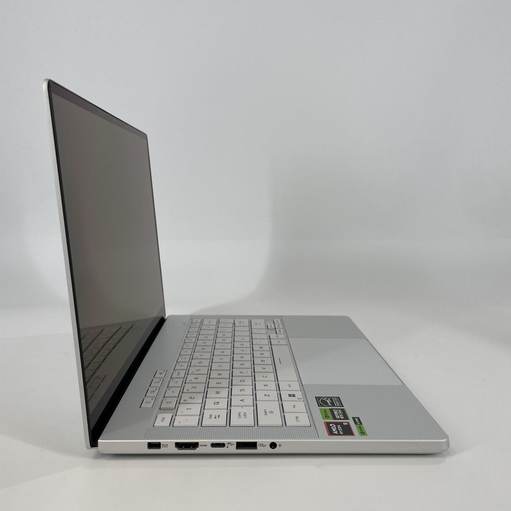 Asus ROG Zephyrus G14 GA403 14 White 4.0 GHz AMD Ryzen 9 8945HS 32GB RAM 1TB Solid State Drive NVIDIA GeForce RTX 4070 8 GB