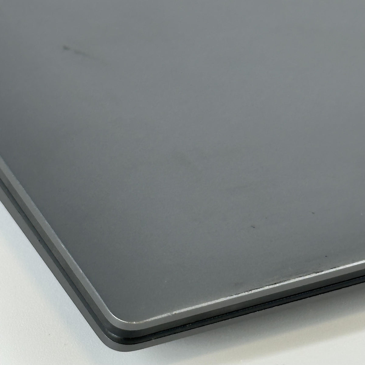 Dell Precision 5690 16 Gray 3.8 GHz Intel Core Ultra 7 32GB RAM 1TB Solid State Drive NVIDIA RTX 2000 Ada 8 GB