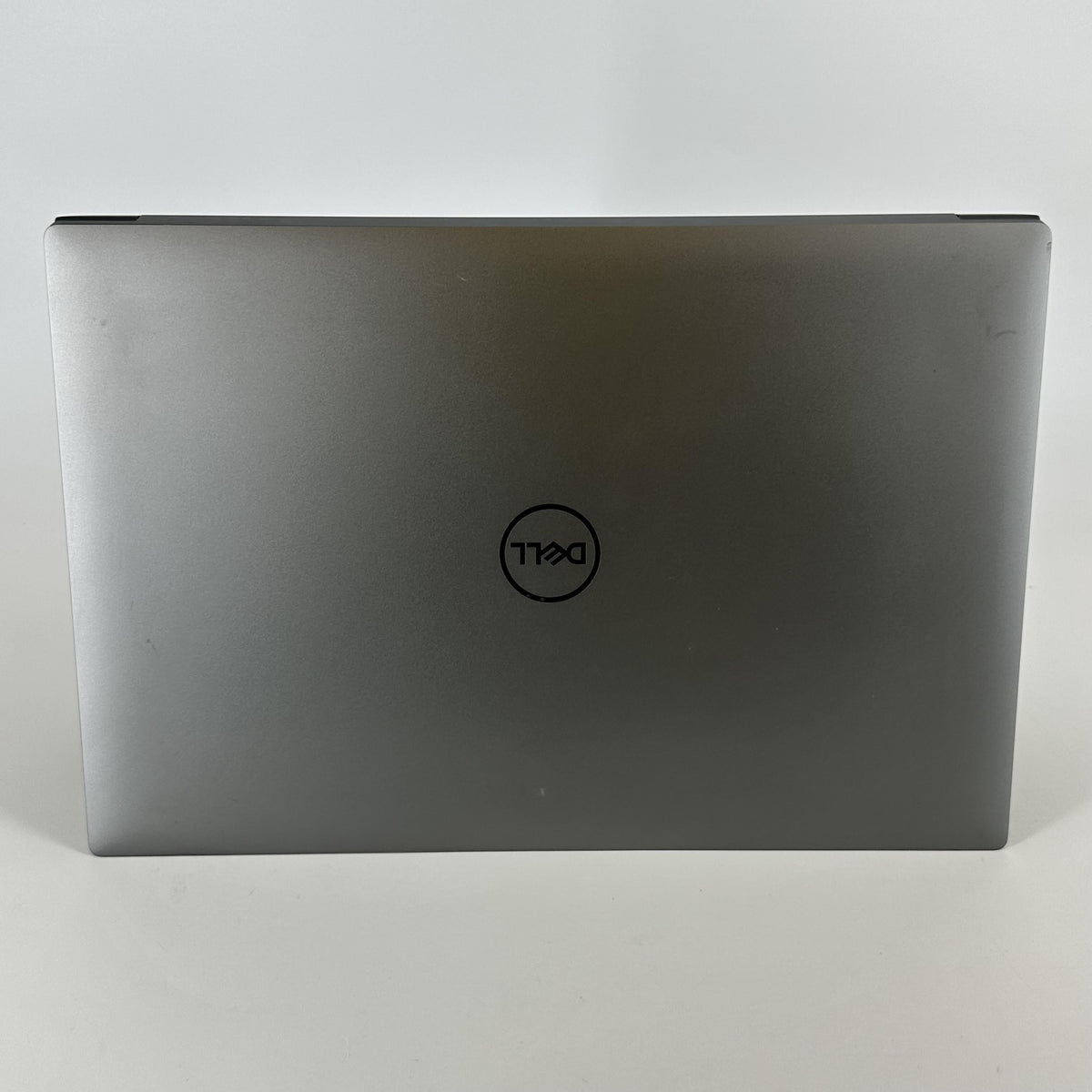 Dell Precision 5690 16 Gray 3.8 GHz Intel Core Ultra 7 32GB RAM 1TB Solid State Drive NVIDIA RTX 2000 Ada 8 GB