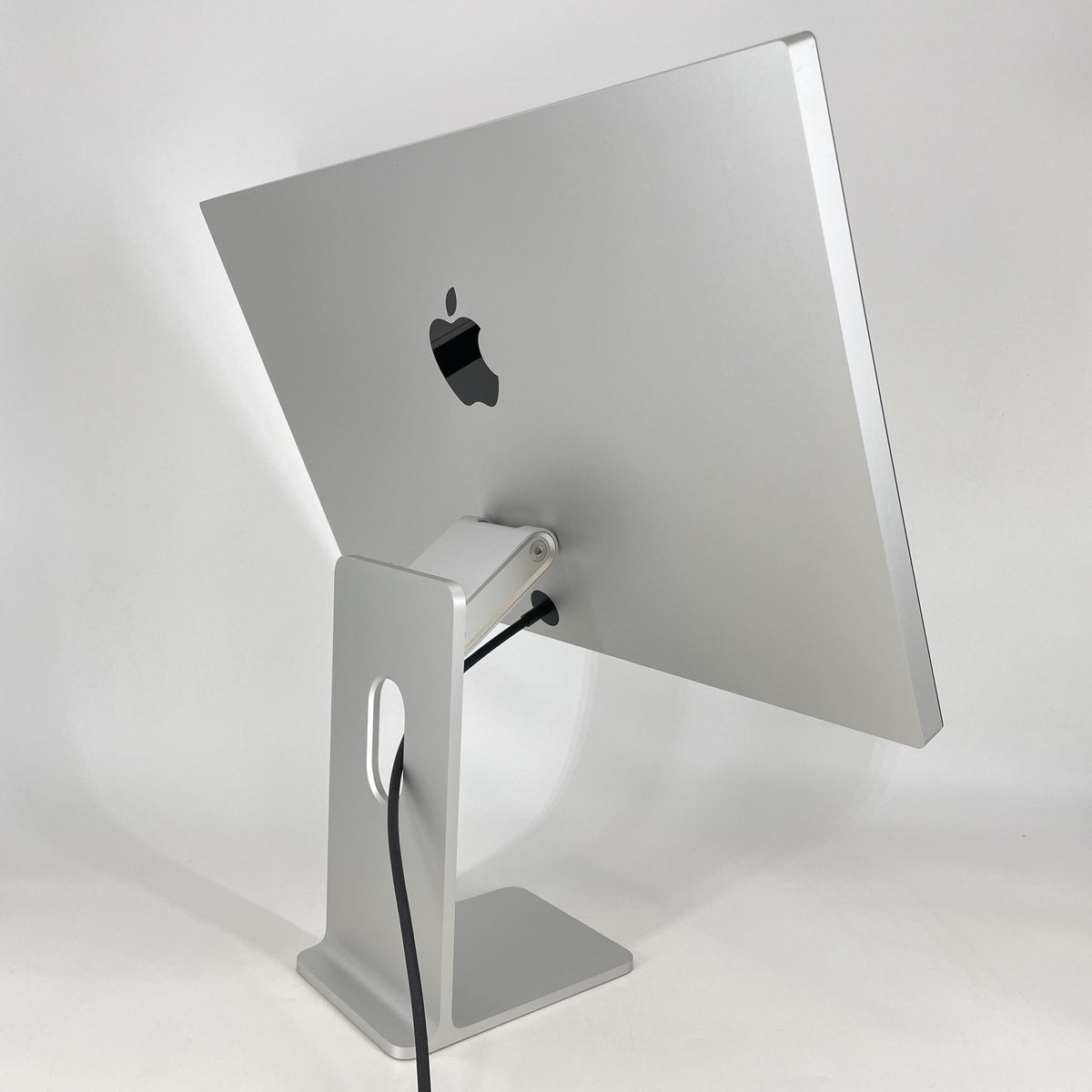 Apple Studio Display 27in 2022 Silver