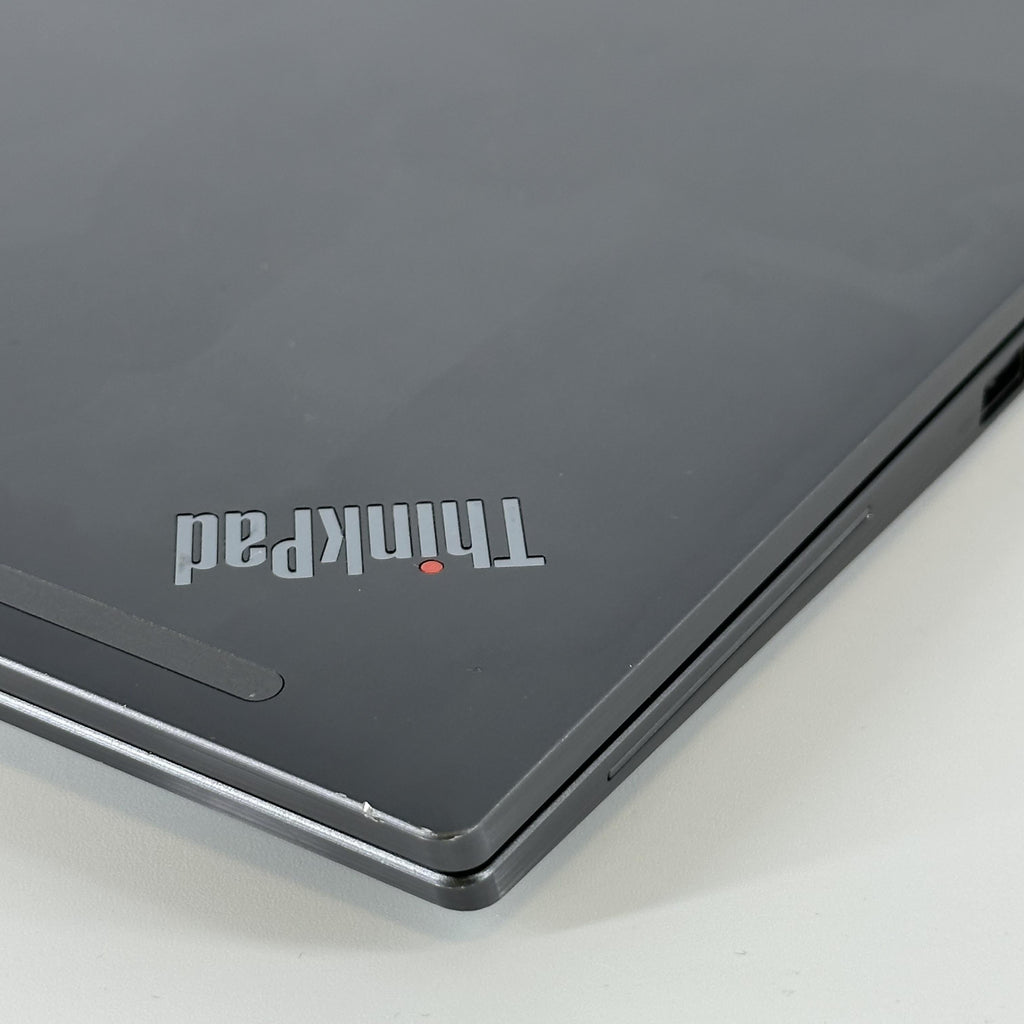 Lenovo ThinkPad T14s Gen 3 Gray 2.1 GHz Intel Core i7 12th Gen. 16GB RAM 512GB Solid State Drive
