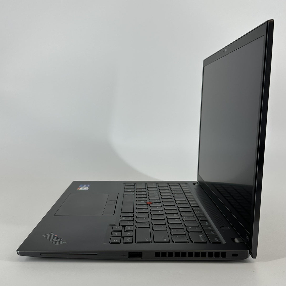 Lenovo ThinkPad T14s Gen 3 Gray 2.1 GHz Intel Core i7 12th Gen. 16GB RAM 512GB Solid State Drive