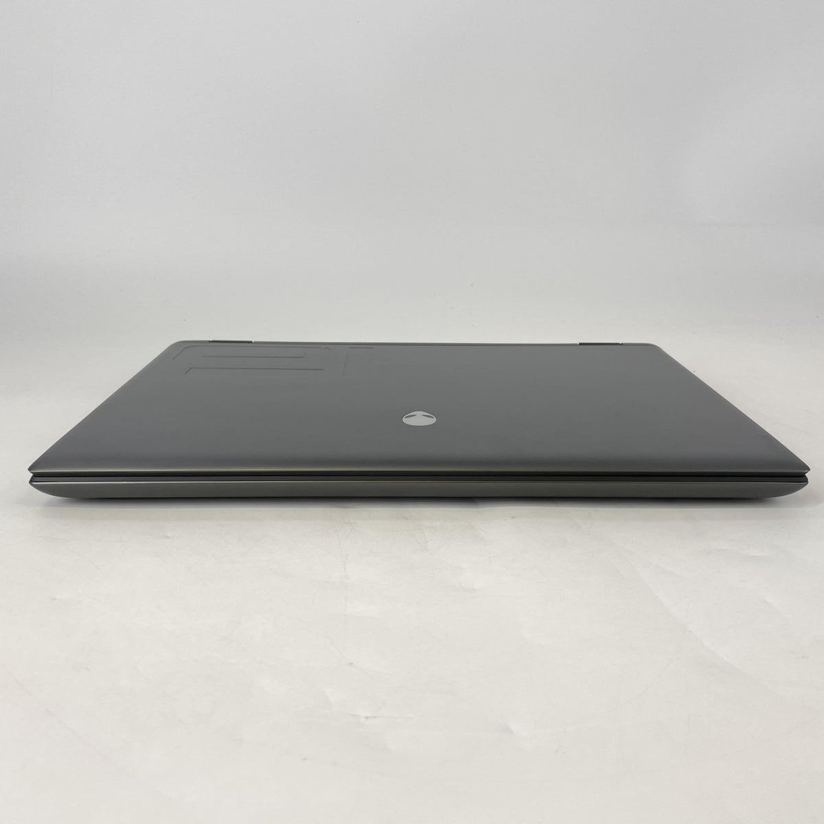 Dell Alienware M16 R2 Black 1.4 GHz Intel Core Ultra 7 16GB RAM 1TB Solid State Drive NVIDIA GeForce RTX 4070 8 GB