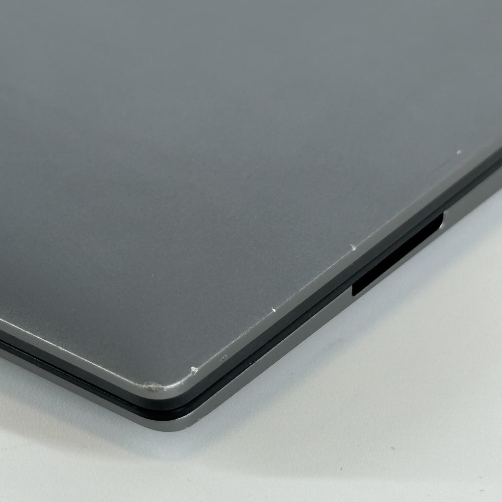 Dell Precision 5690 16 Gray 2.5 GHz Intel Core Ultra 9 64GB RAM 1TB Solid State Drive NVIDIA RTX 4000 Ada 12 GB