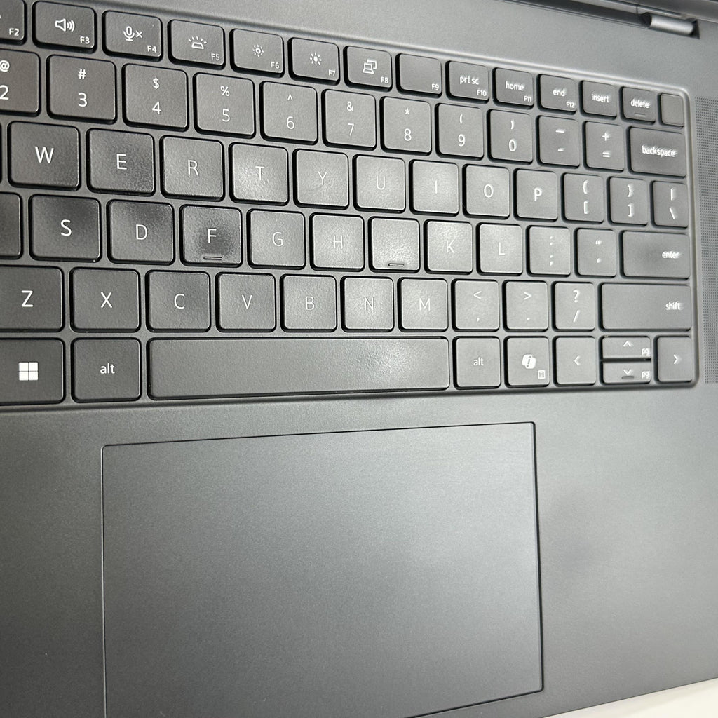 Dell Precision 5690 16 Gray 2.5 GHz Intel Core Ultra 9 64GB RAM 1TB Solid State Drive NVIDIA RTX 4000 Ada 12 GB