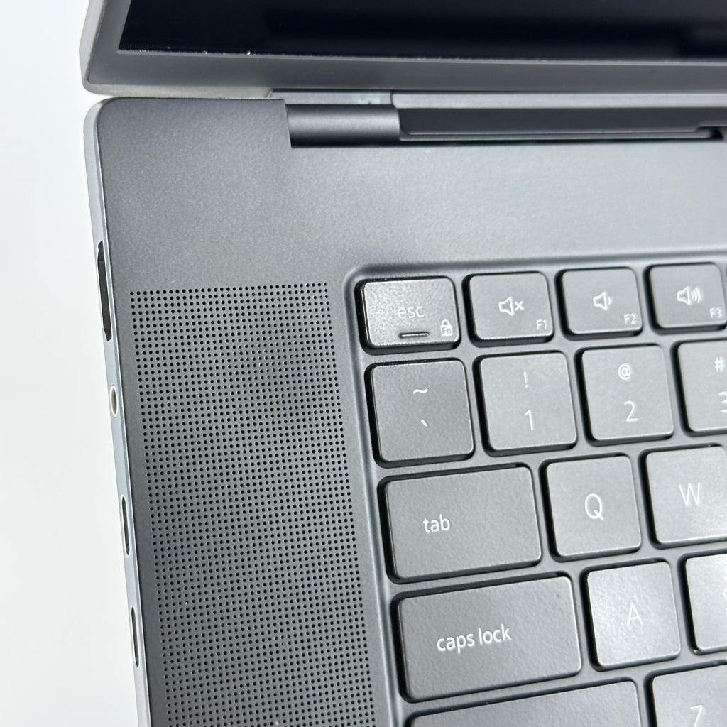 Dell Precision 5690 16 Gray 2.5 GHz Intel Core Ultra 9 64GB RAM 1TB Solid State Drive NVIDIA RTX 4000 Ada 12 GB