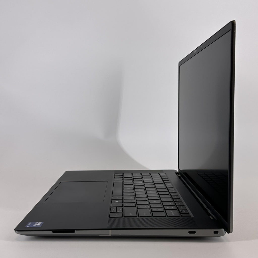 Dell Precision 5690 16 Gray 2.5 GHz Intel Core Ultra 9 64GB RAM 1TB Solid State Drive NVIDIA RTX 4000 Ada 12 GB