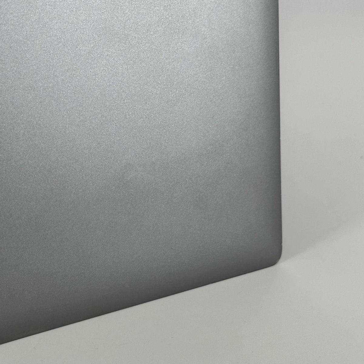 Dell Precision 5690 16 Gray 2.5 GHz Intel Core Ultra 9 64GB RAM 1TB Solid State Drive NVIDIA RTX 4000 Ada 12 GB
