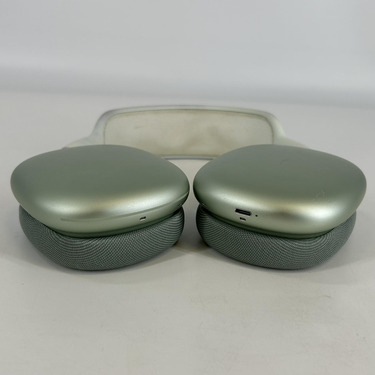 Apple AirPods Max Lightning Green