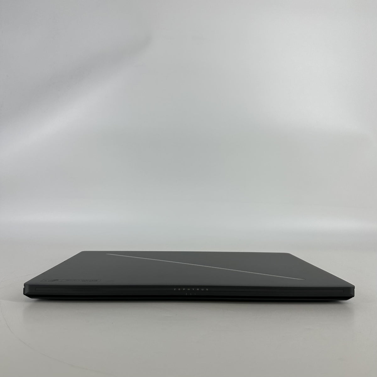 Asus ROG Zephyrus G16 GU605 16 Black 2.9 GHz Intel Core Ultra 9 Series 2 32GB RAM 2TB Solid State Drive NVIDIA GeForce RTX 5080 16 GB