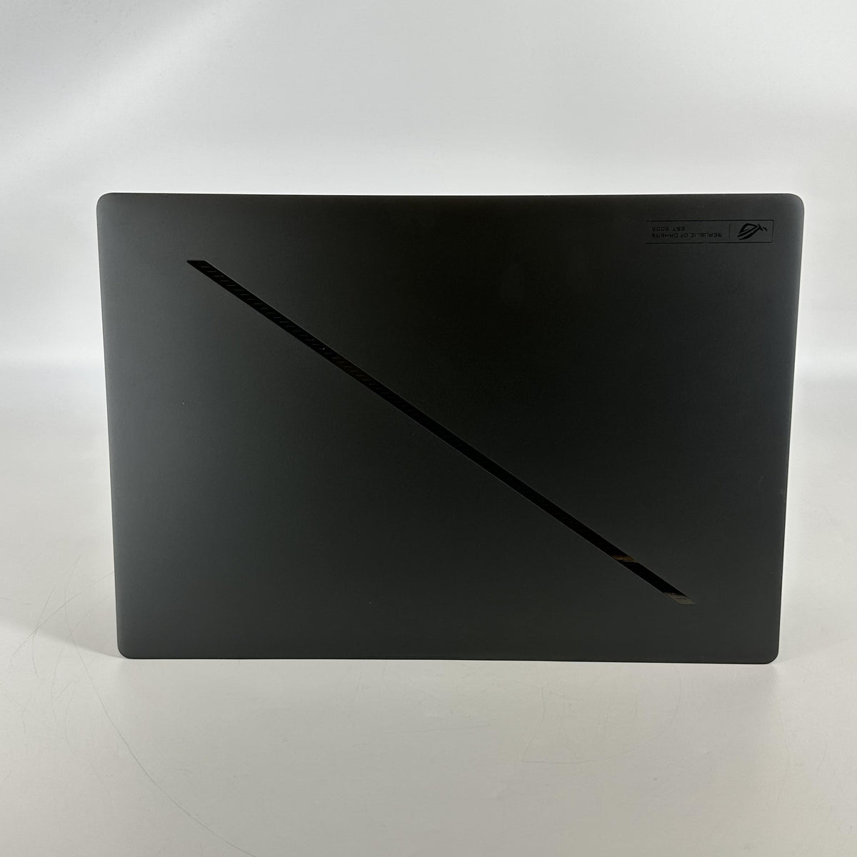 Asus ROG Zephyrus G16 GU605 16 Black 2.9 GHz Intel Core Ultra 9 Series 2 32GB RAM 2TB Solid State Drive NVIDIA GeForce RTX 5080 16 GB