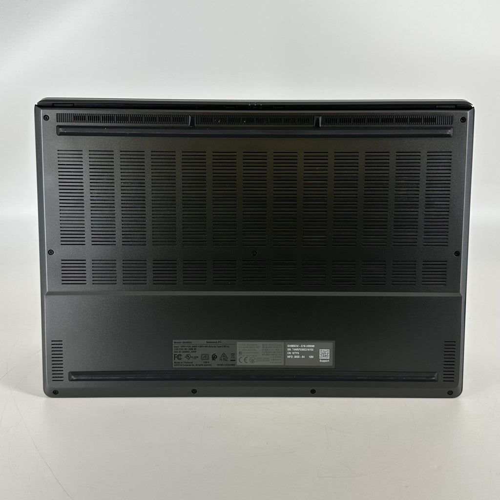 Asus ROG Zephyrus G16 GU605 16 Black 2.9 GHz Intel Core Ultra 9 Series 2 32GB RAM 2TB Solid State Drive NVIDIA GeForce RTX 5080 16 GB