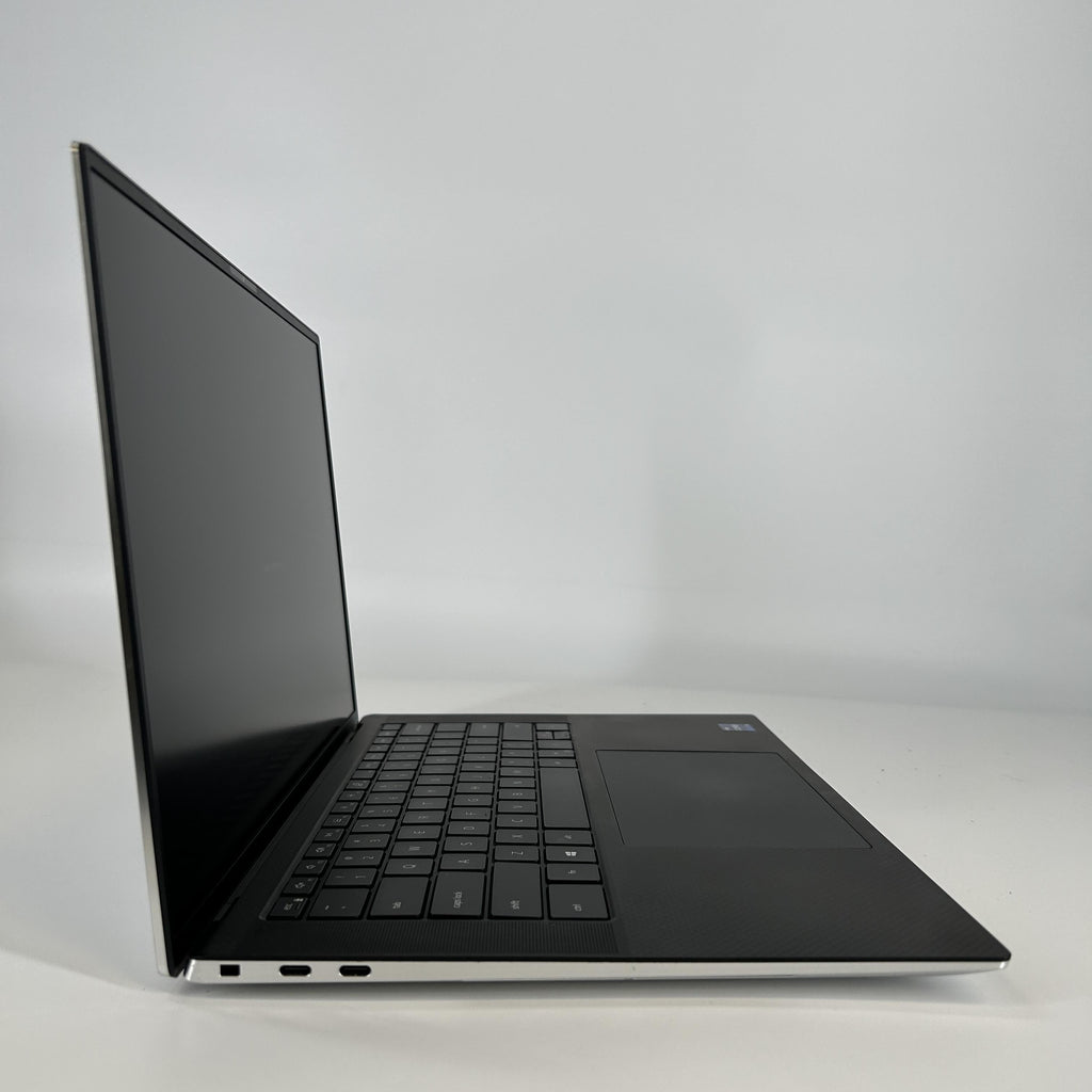 Dell XPS 15 9510 Silver 2.5 GHz Intel Core i9 11th Gen. 32GB RAM 1TB Solid State Drive NVIDIA GeForce RTX 3050 Ti 4 GB