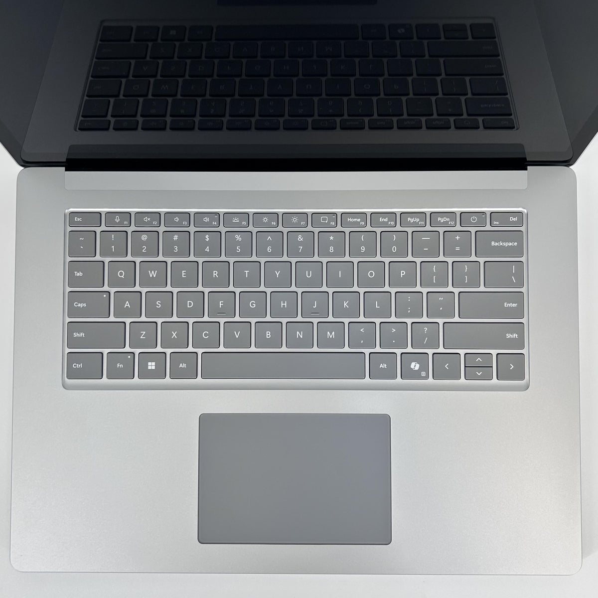 Microsoft Surface Laptop 6 15 Platinum 3.8 GHz Intel Core Ultra 7 32GB RAM 512GB Solid State Drive