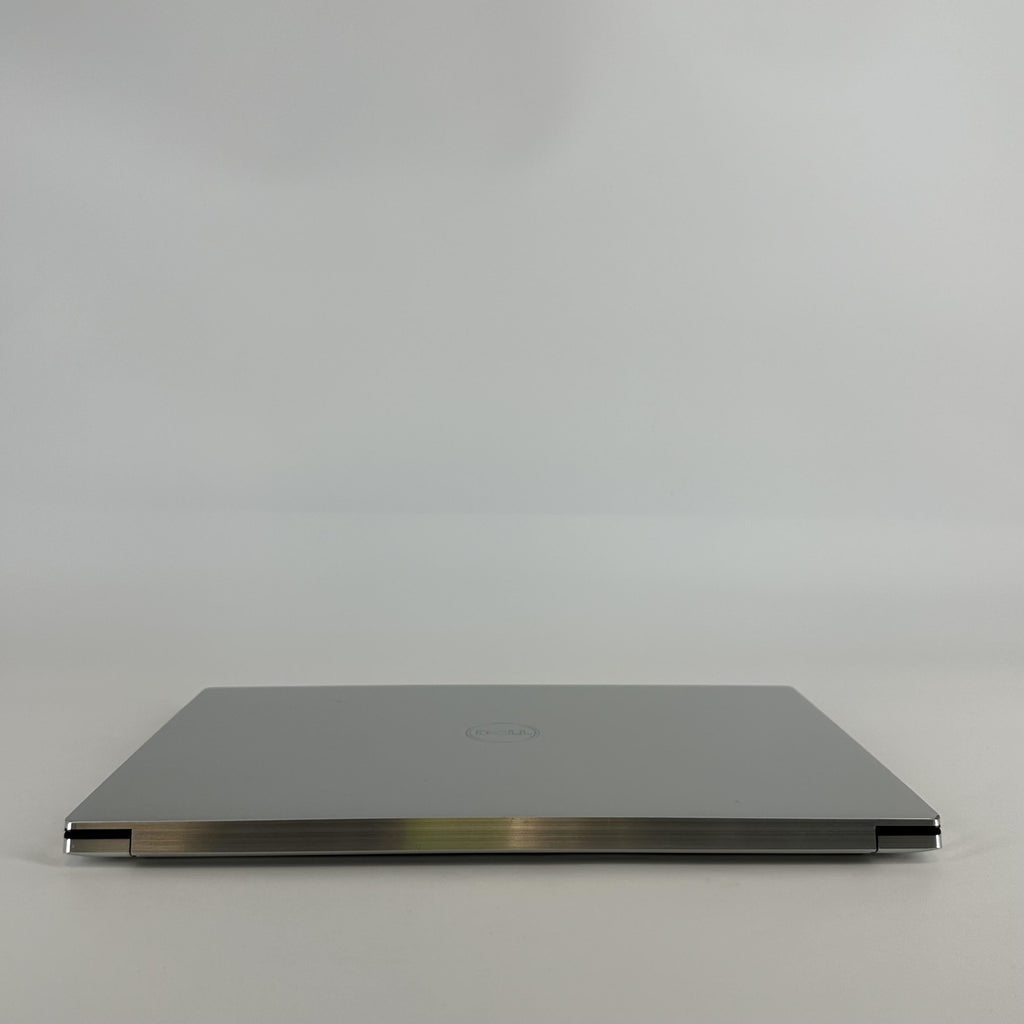 Dell XPS 15 9520 Silver 2.3 GHz Intel Core i7 12th Gen. 16GB RAM 512GB Solid State Drive NVIDIA GeForce RTX 3050 4 GB