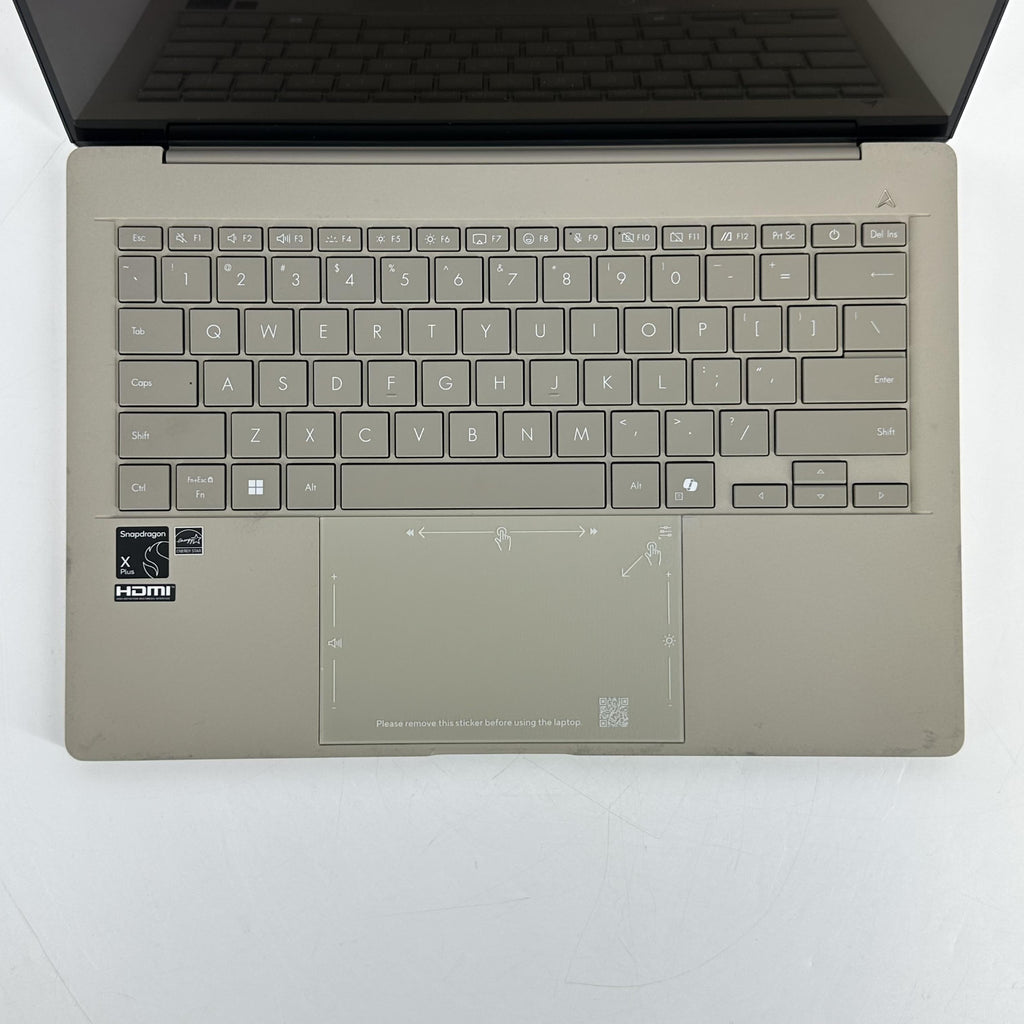 Asus Zenbook A 14 Zabriskie Beige 3.2 GHz Qualcomm Snapdragon X Plus 16GB RAM 512GB Solid State Drive
