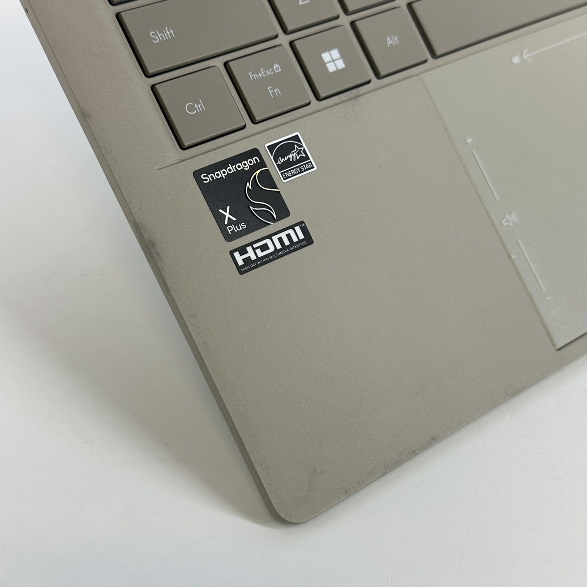 Asus Zenbook A 14 Zabriskie Beige 3.2 GHz Qualcomm Snapdragon X Plus 16GB RAM 512GB Solid State Drive