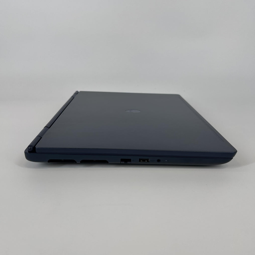 Dell Alienware 16X Aurora Interstellar Indigo 2.7 GHz Intel Core Ultra 9 Series 2 32GB RAM 2TB Solid State Drive NVIDIA GeForce RTX 5070 8 GB