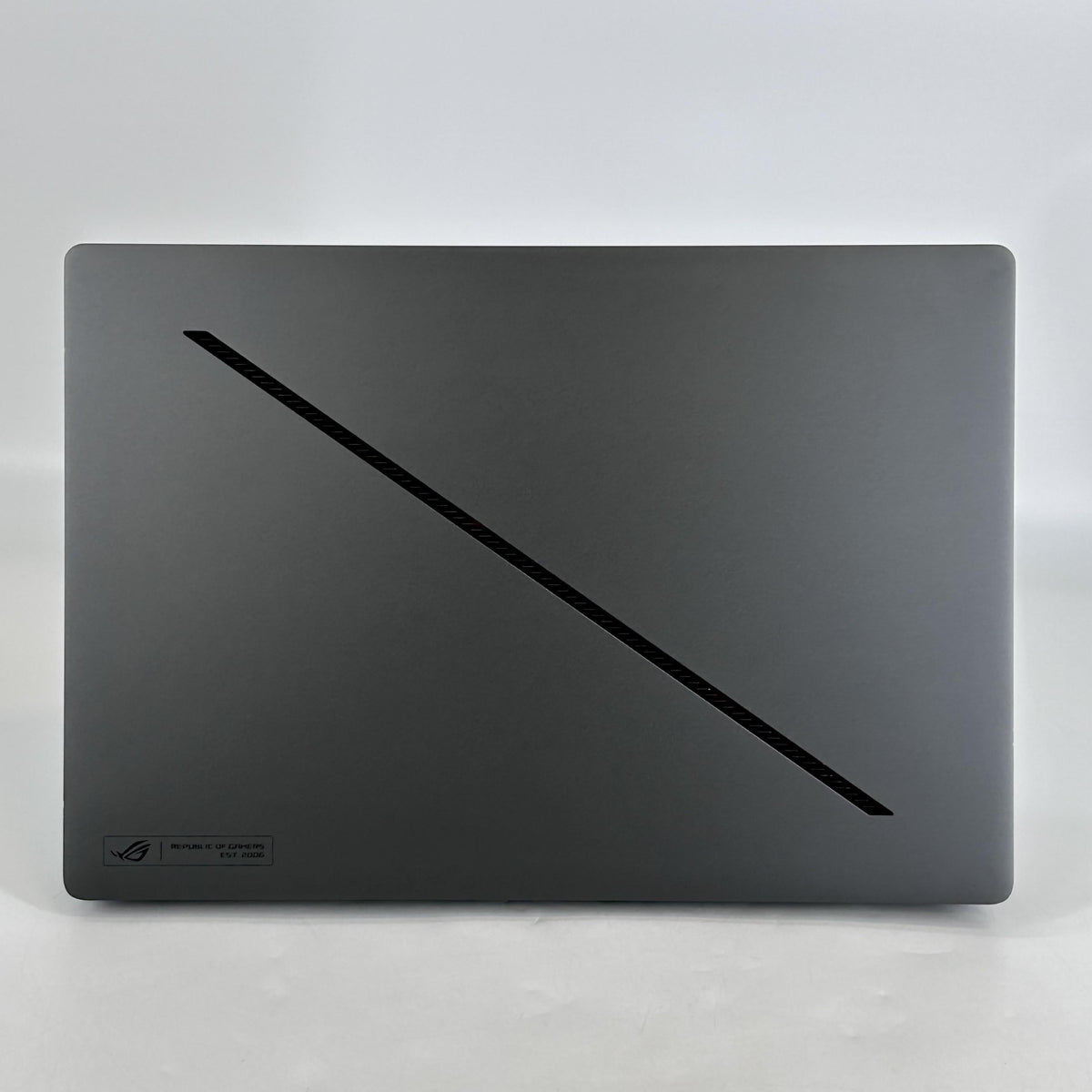 Asus ROG Zephyrus G16 GU605 16 Black 2.9 GHz Intel Core Ultra 9 Series 2 32GB RAM 2TB Solid State Drive NVIDIA GeForce RTX 5080 16 GB