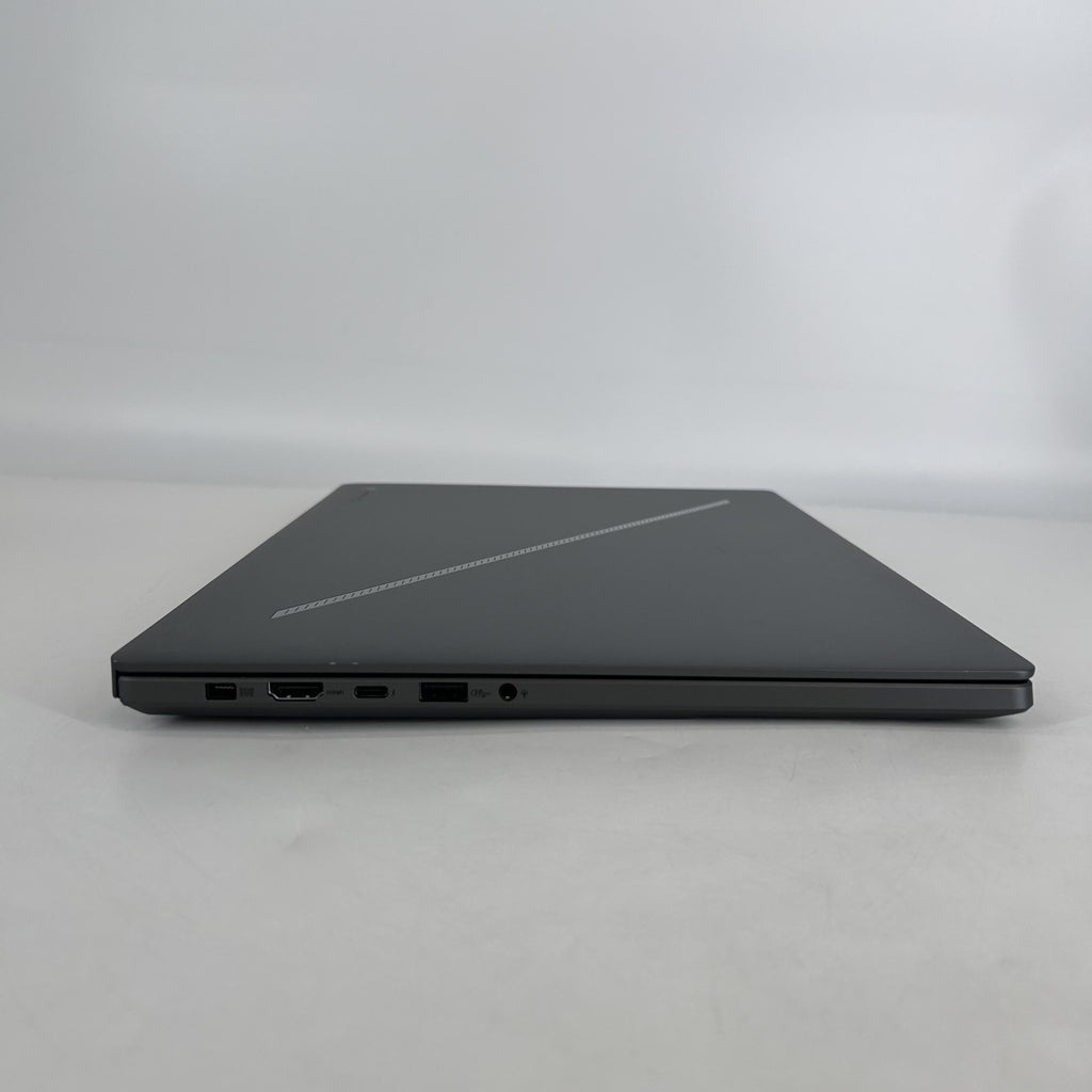 Asus ROG Zephyrus G16 GU605 16 Black 2.9 GHz Intel Core Ultra 9 Series 2 32GB RAM 2TB Solid State Drive NVIDIA GeForce RTX 5080 16 GB