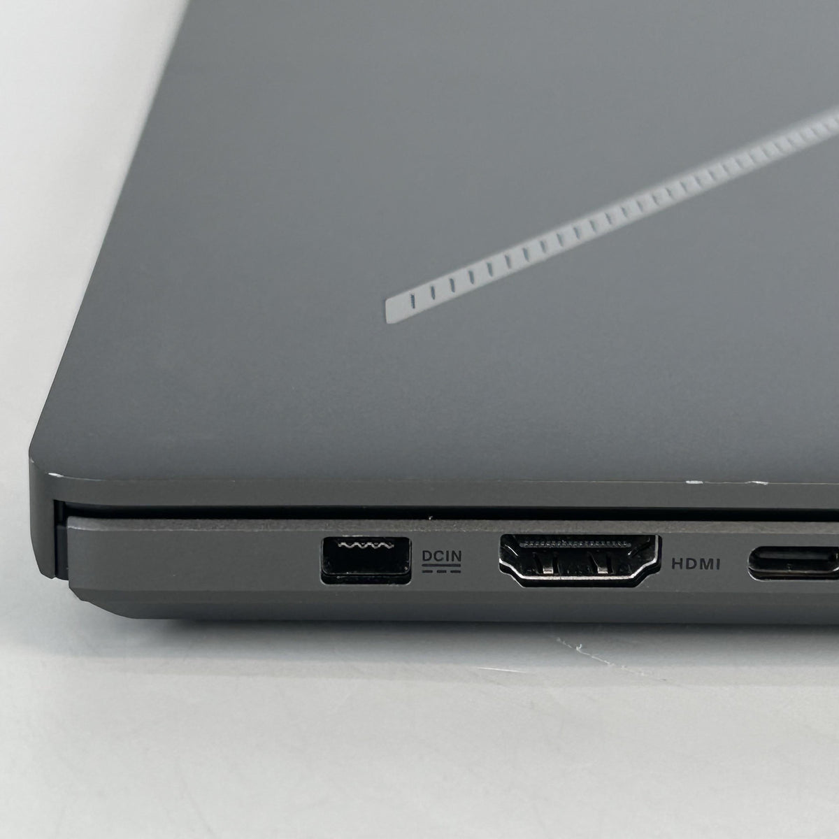 Asus ROG Zephyrus G16 GU605 16 Black 2.9 GHz Intel Core Ultra 9 Series 2 32GB RAM 2TB Solid State Drive NVIDIA GeForce RTX 5080 16 GB