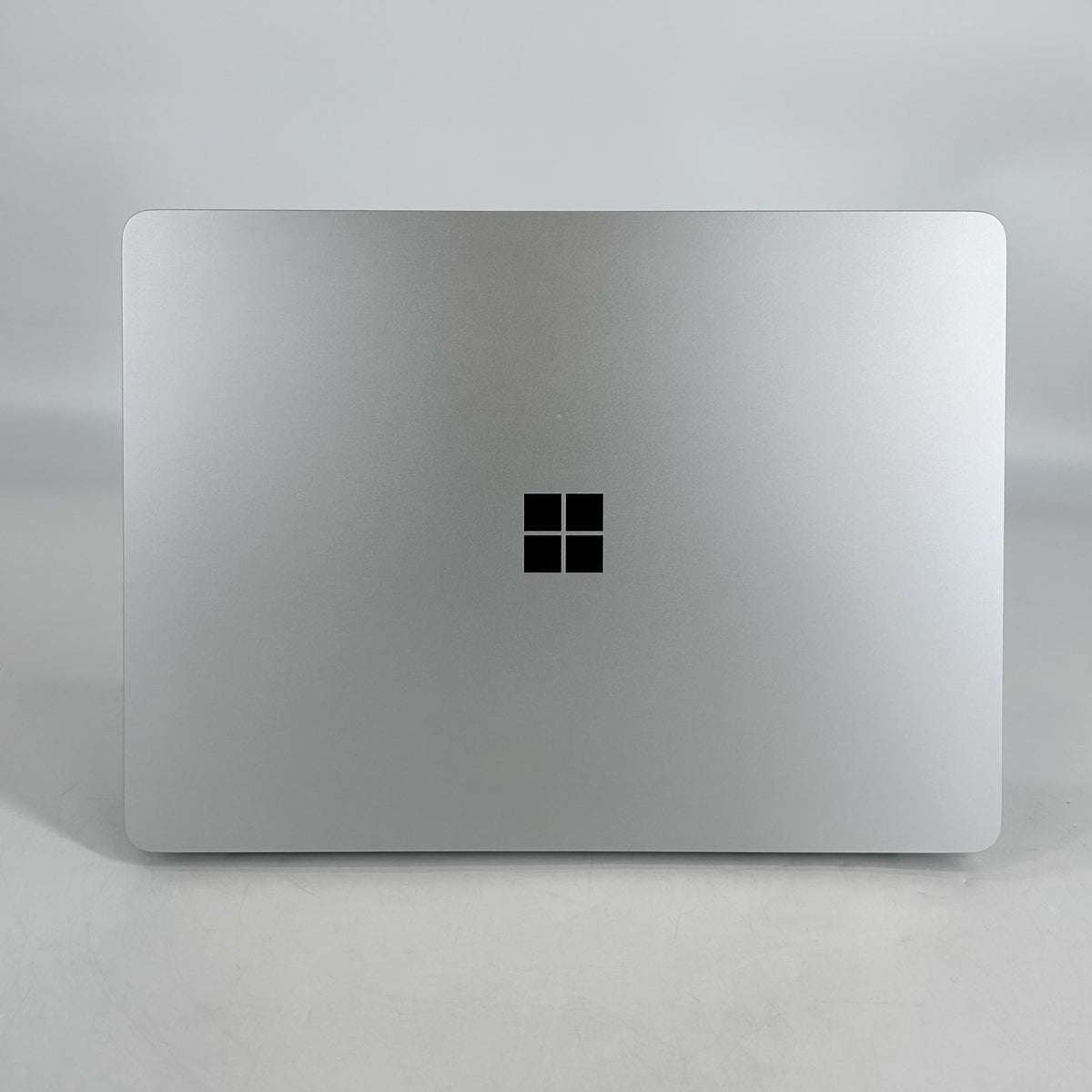 Microsoft Surface Laptop 7 13.8 Platinum WiFi 3.4 GHz Qualcomm Snapdragon X Elite 16GB RAM 512GB Solid State Drive