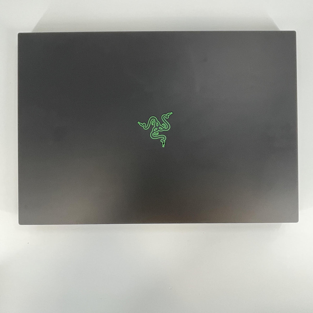 Razer Blade 18 2025 Black 2.7 GHz Intel Core Ultra 9 Series 2 32GB RAM 2TB Solid State Drive NVIDIA GeForce RTX 5090 24 GB