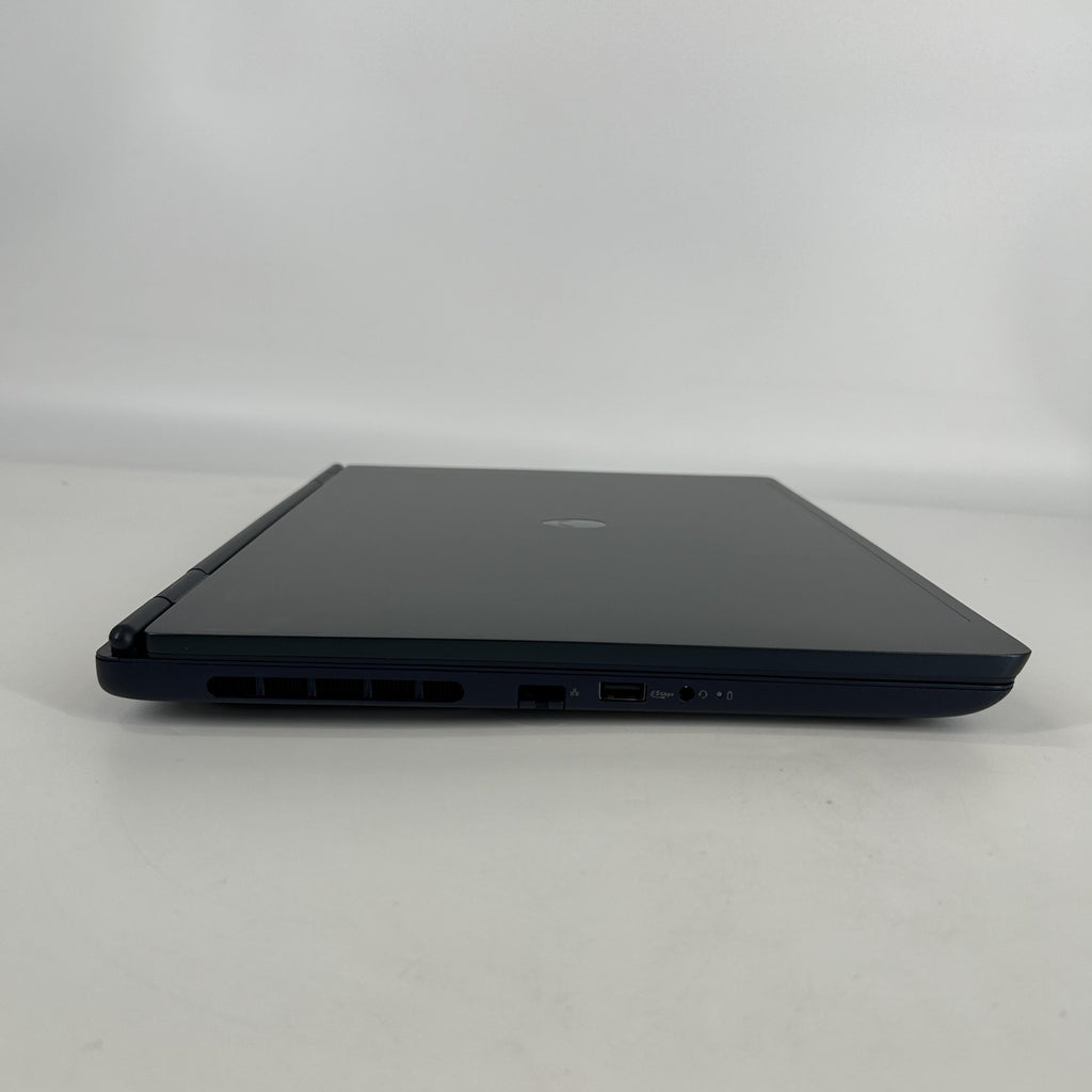 Dell Alienware 16 Aurora Interstellar Indigo 2.5 GHz Intel Core 7 Series 2 32GB RAM 1TB Solid State Drive NVIDIA GeForce RTX 5060 8 GB