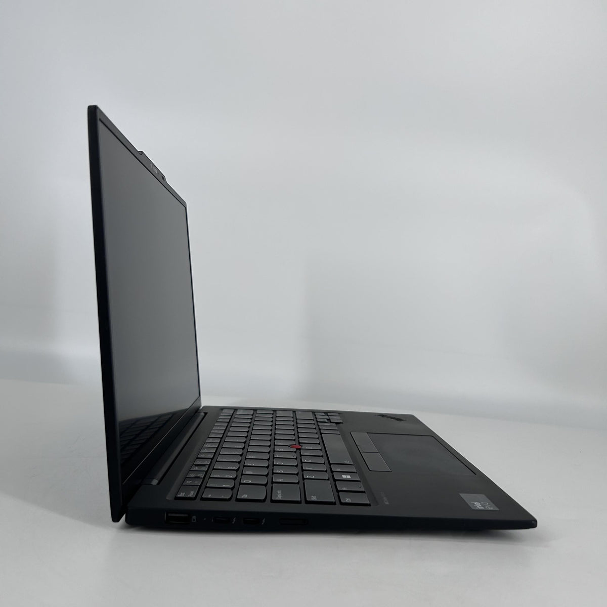 Lenovo ThinkPad X1 Carbon Gen 12 14 Black 1.7 GHz Intel Core Ultra 7 16GB RAM 512GB Solid State Drive