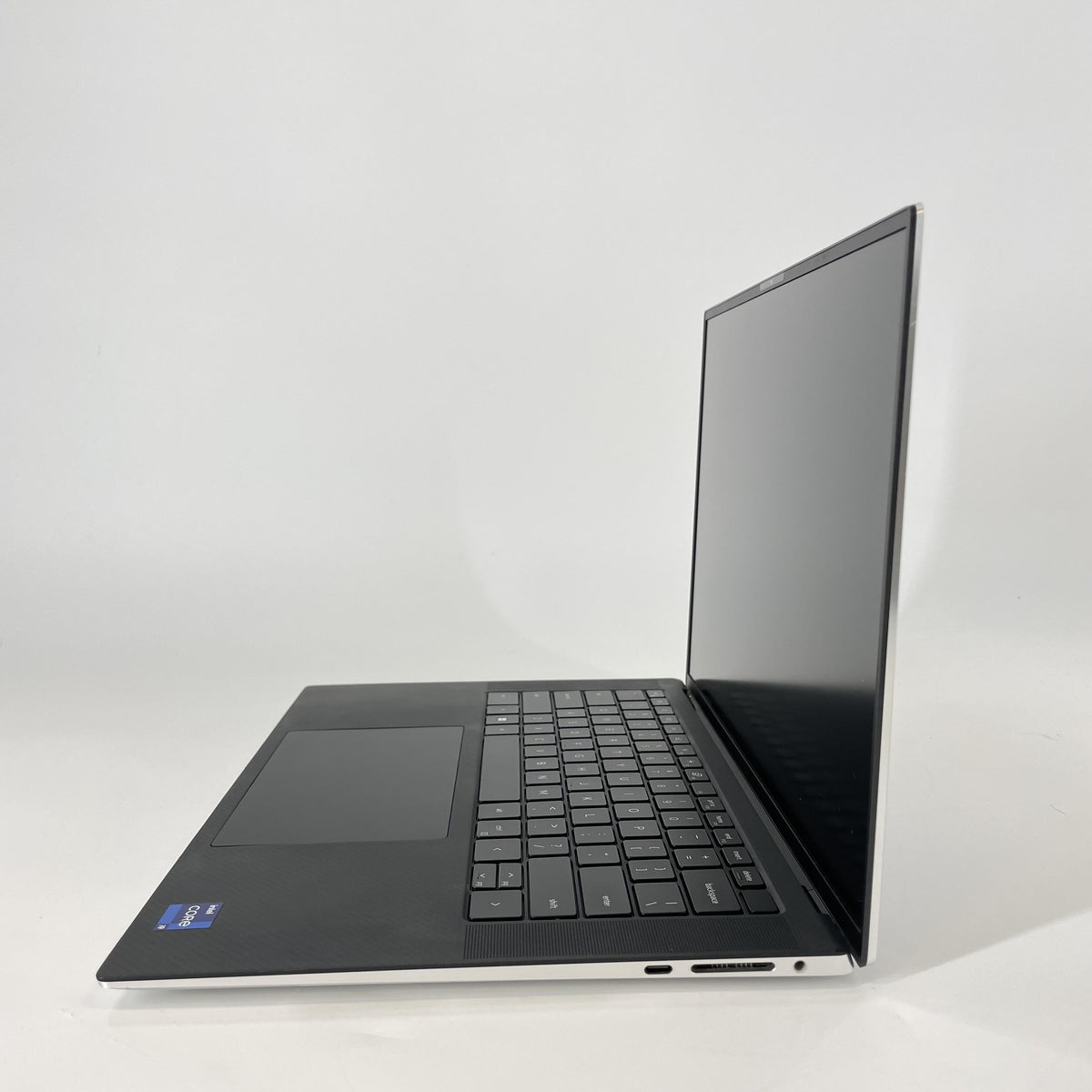 Dell XPS 15 9510 Silver 2.5 GHz Intel Core i9 11th Gen. 32GB RAM 1TB Solid State Drive NVIDIA GeForce RTX 3050 Ti 4 GB