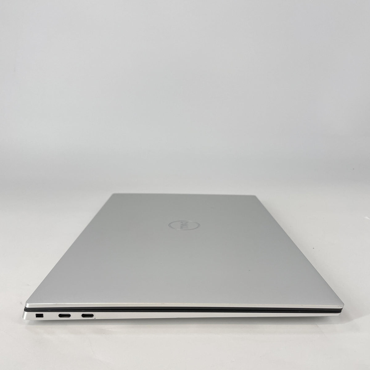 Dell XPS 15 9510 Silver 2.5 GHz Intel Core i9 11th Gen. 32GB RAM 1TB Solid State Drive NVIDIA GeForce RTX 3050 Ti 4 GB