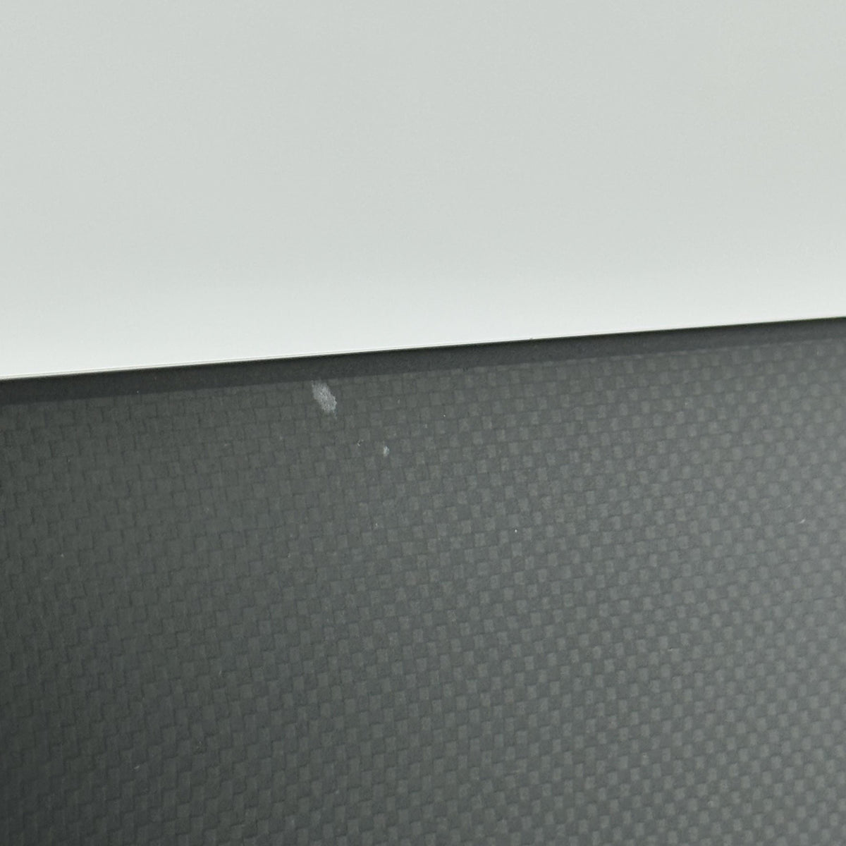Lenovo ThinkPad X1 Carbon Gen 11 14 Gray 1.7 GHz Intel Core i7 13th Gen. 16GB RAM 256GB Solid State Drive