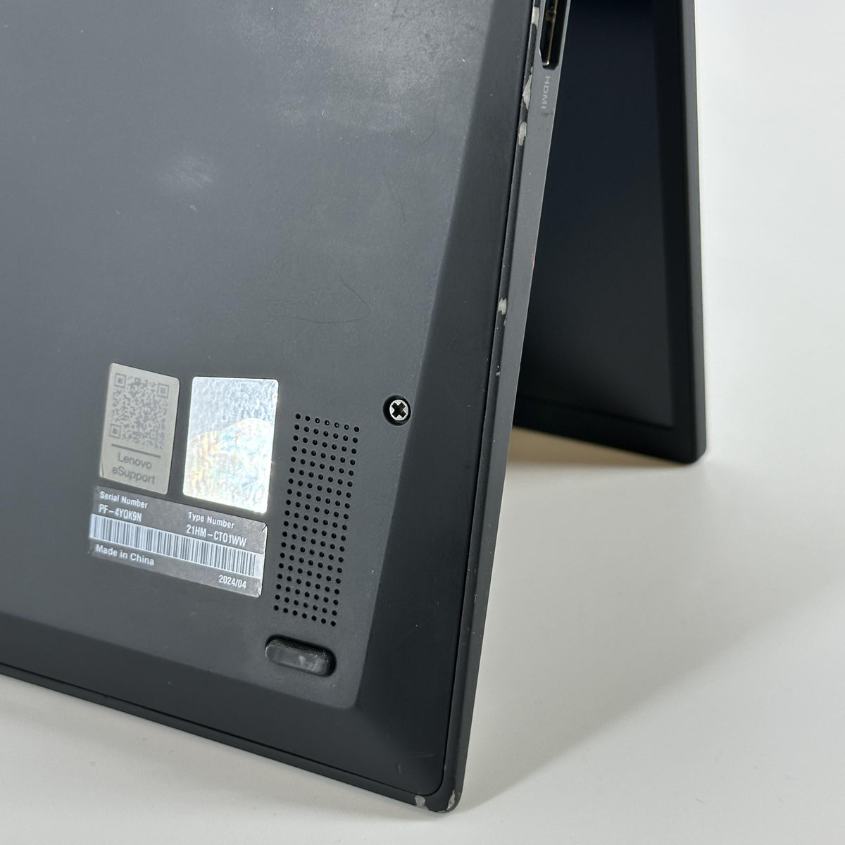 Lenovo ThinkPad X1 Carbon Gen 11 14 Gray 1.7 GHz Intel Core i7 13th Gen. 16GB RAM 256GB Solid State Drive